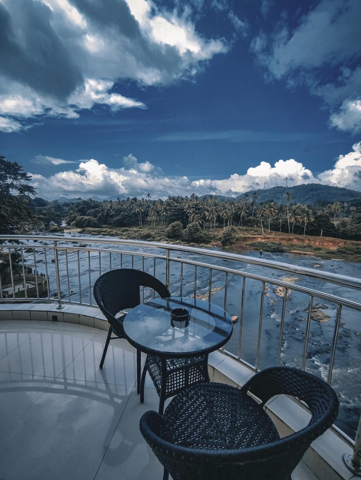 Hotel Elephant Park - New Deal! Half Off Airport Pickups Available Пиннавела Экстерьер фото