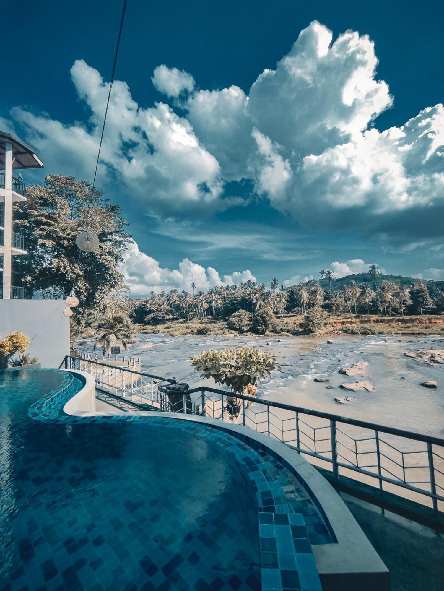 Hotel Elephant Park - New Deal! Half Off Airport Pickups Available Пиннавела Экстерьер фото