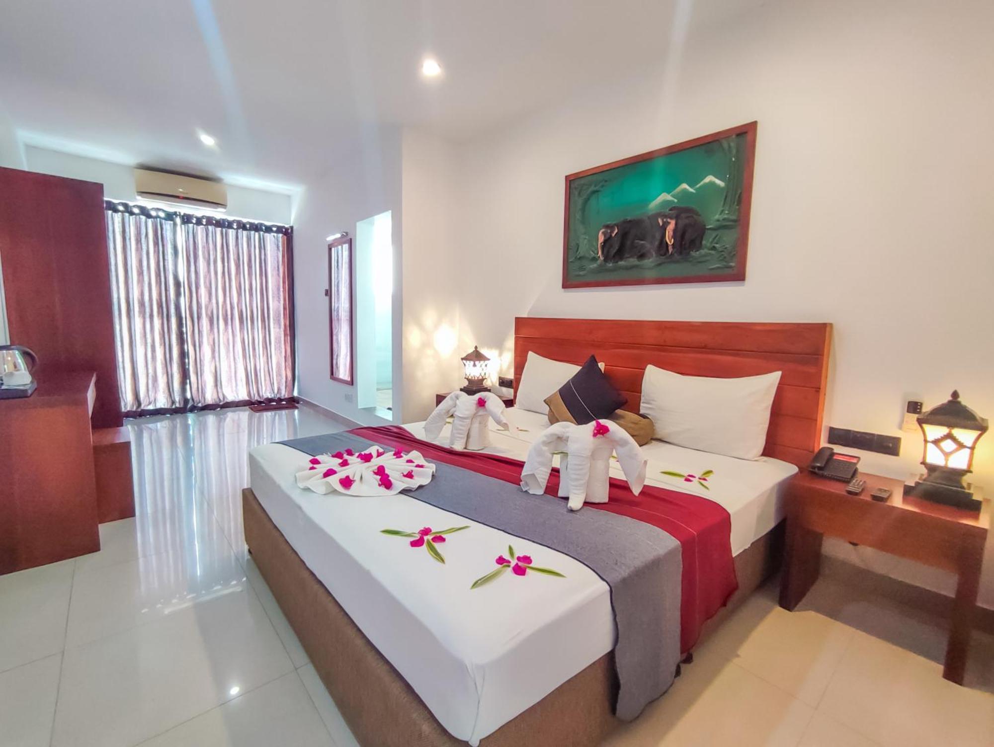 Hotel Elephant Park - New Deal! Half Off Airport Pickups Available Пиннавела Экстерьер фото