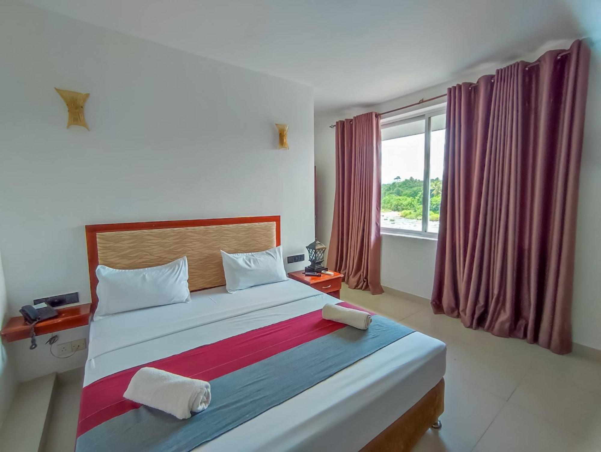Hotel Elephant Park - New Deal! Half Off Airport Pickups Available Пиннавела Экстерьер фото